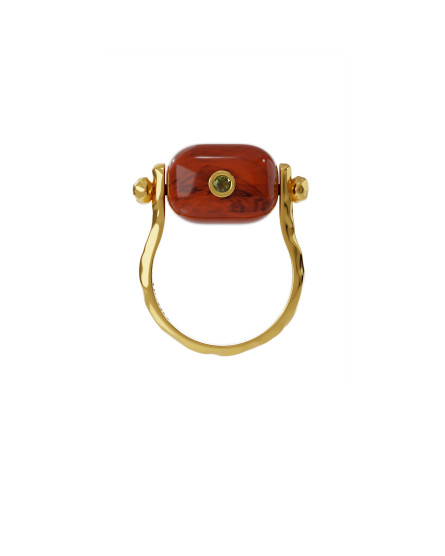 Ring with orange agate and peridot gilding