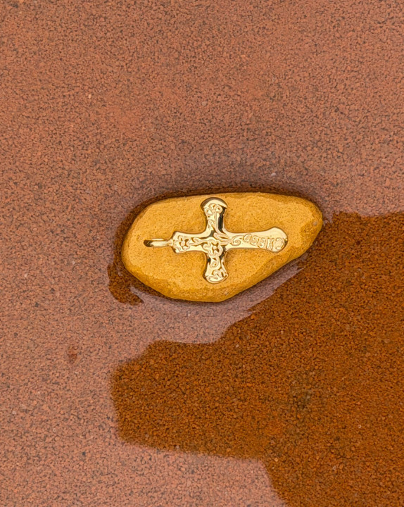 Cross gilding